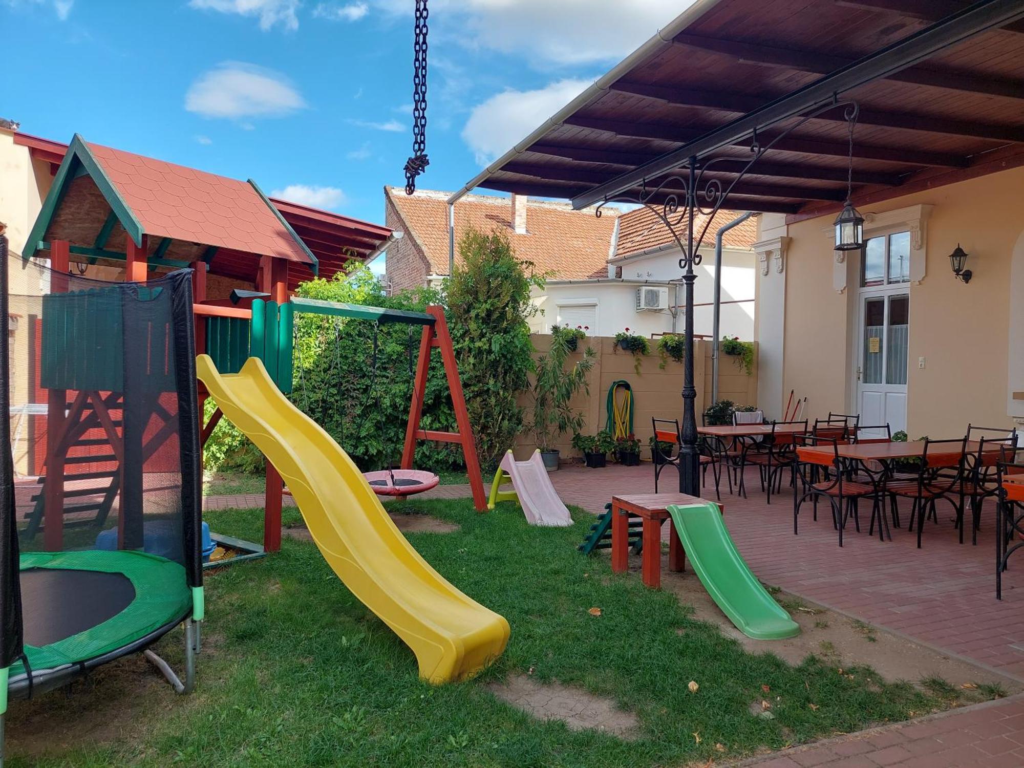 Gyulai Mesehaz Apartman 외부 사진